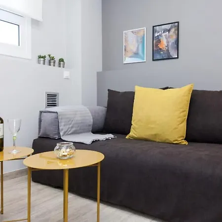 Appartamento Brand New Flat Near Lycabettus Hill By Luckeys Atene Esterno foto