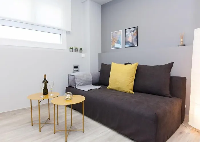 Brand New Flat Near Lycabettus Hill By Luckeys