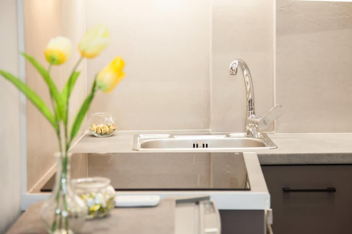 Brand New Flat Near Lycabettus Hill By Luckeys *