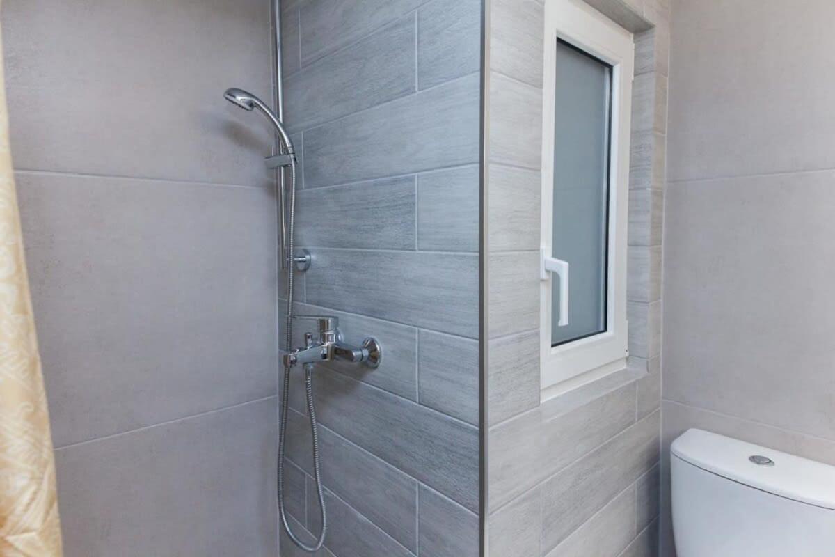 Brand New Flat Near Lycabettus Hill By Luckeys Apartment
